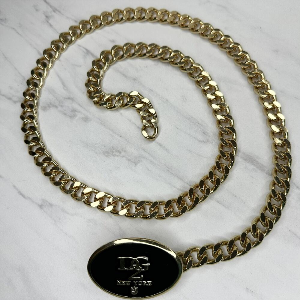 DG2 Diane Gilman Vintage Gold Chain Belt OS ✨